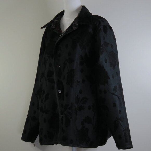Chico's Red & Black Floral & Black Floral Long-Sleeve Reversable Jacket (C1324) - Picture 8 of 10